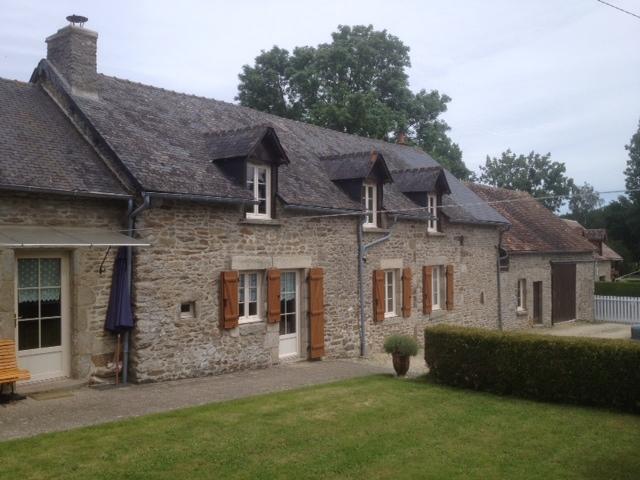 La Grange O Belles Bed and Breakfast Champfrémont Eksteriør billede